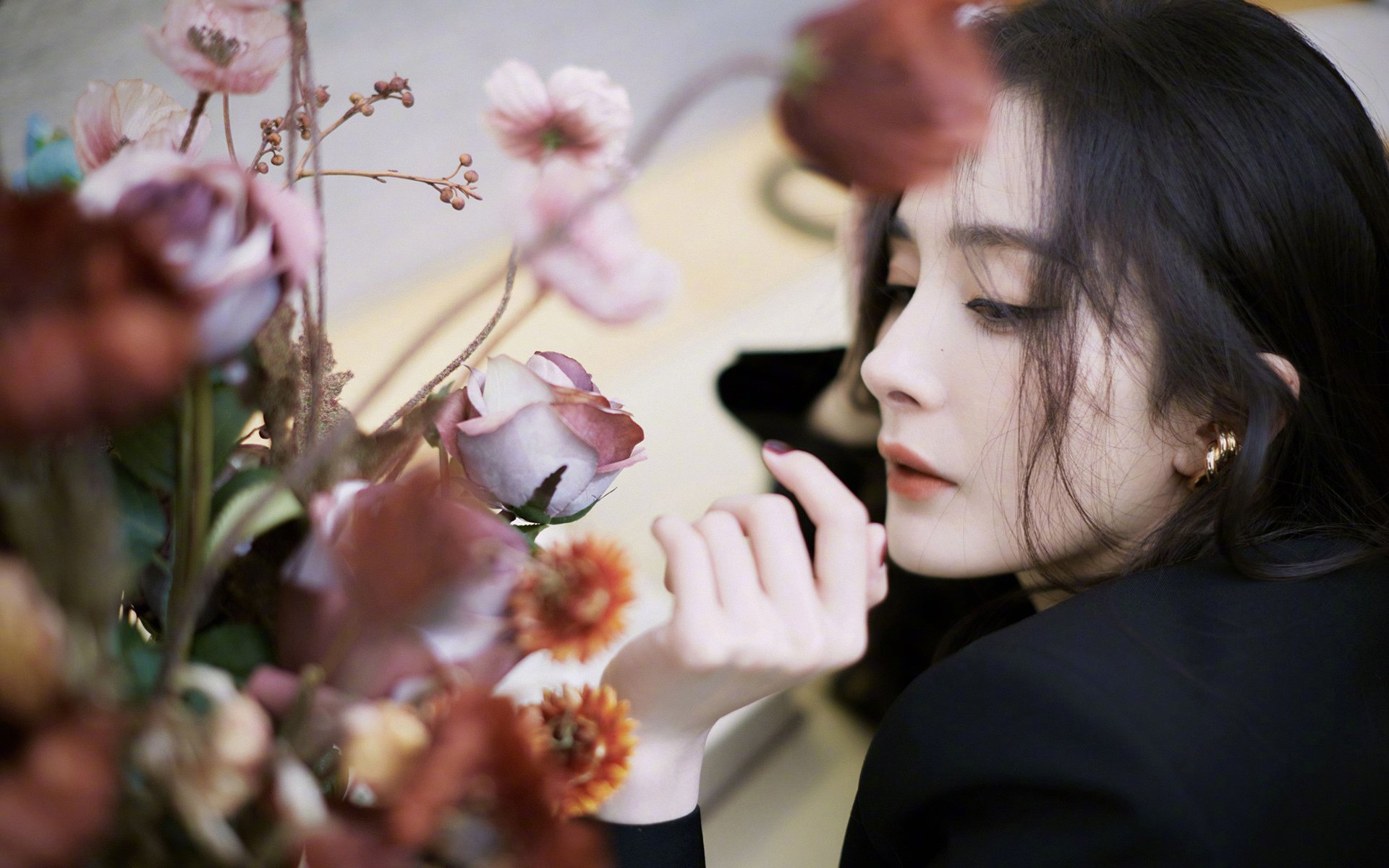 乐鱼体育平台app下载-中场拦截效率提升前场反抢形成高压态势制造多次机会，足坛拦截最好的中场